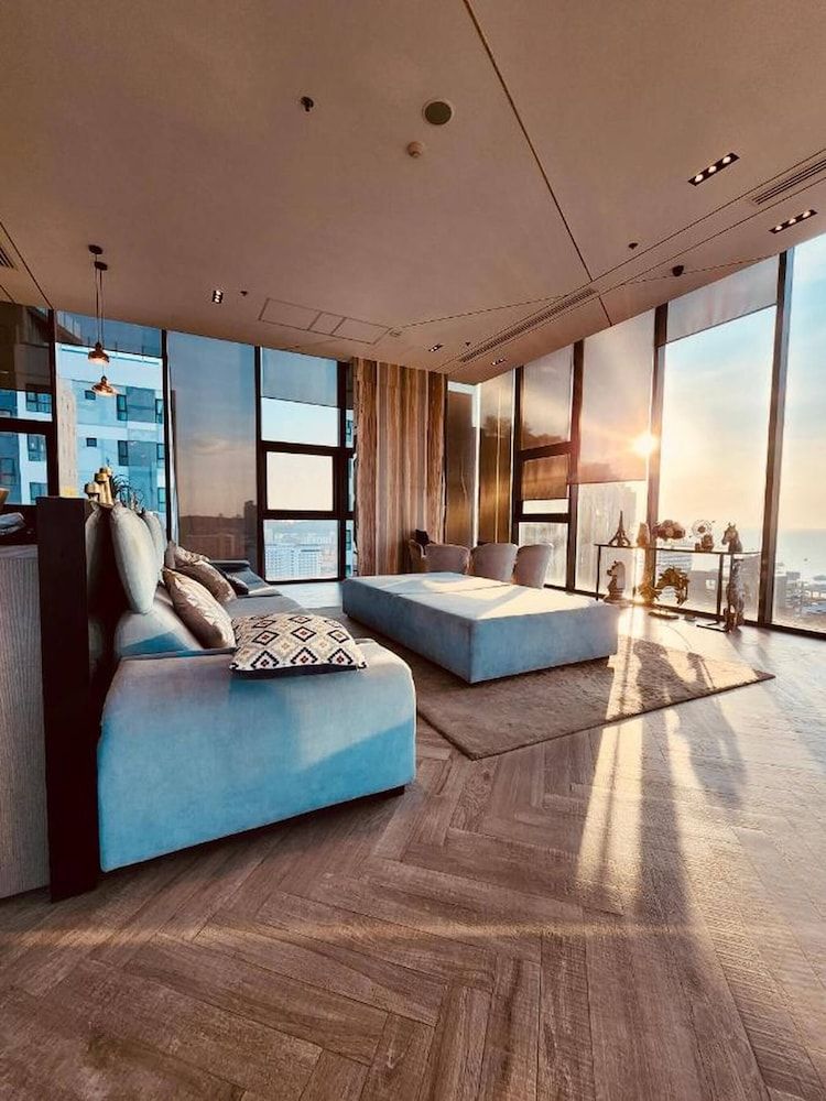 Best Pool With 360 View of Pattaya & Best Location Apartment, 1 Bedroom, Accessible, Smoking 4