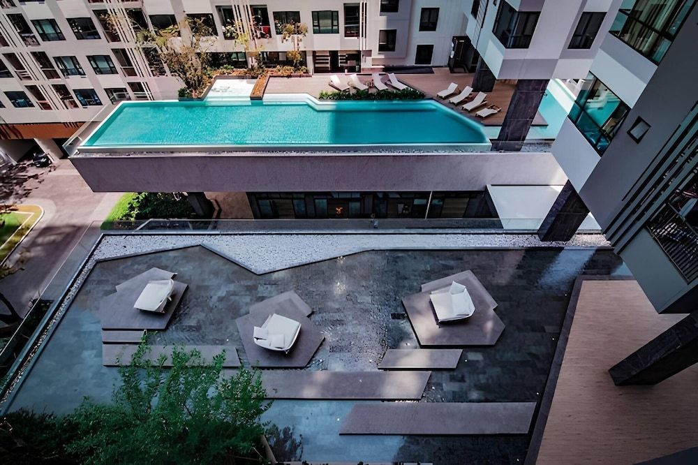 Best Pool With 360 View of Pattaya & Best Location Apartment, 1 Bedroom, Accessible, Smoking 20