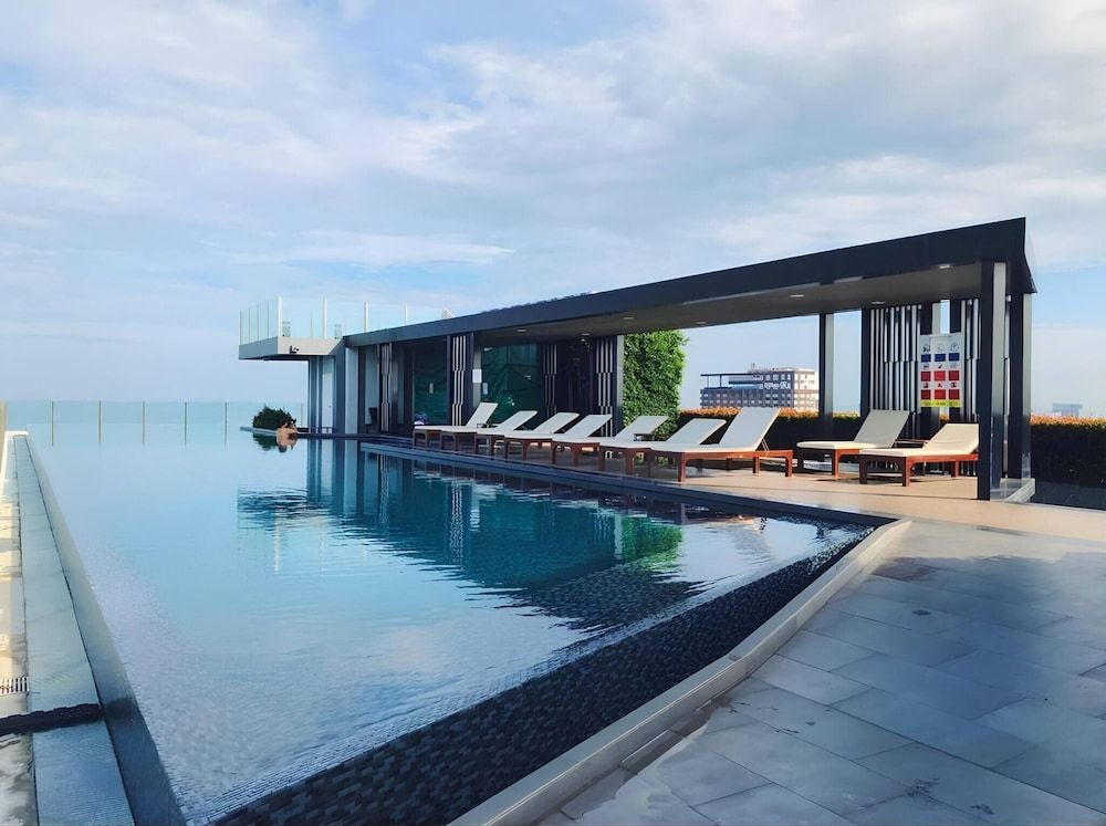 Best Pool With 360 View of Pattaya & Best Location Apartment, 1 Bedroom, Accessible, Smoking 21