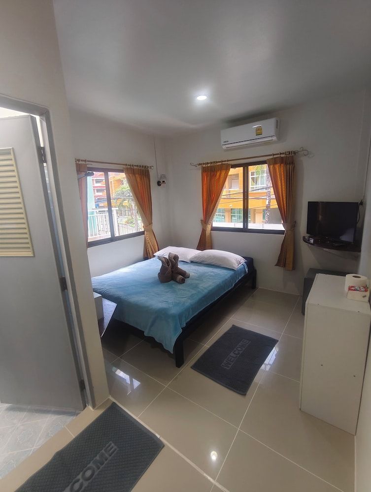 Kamala Beachside Basic Double Room