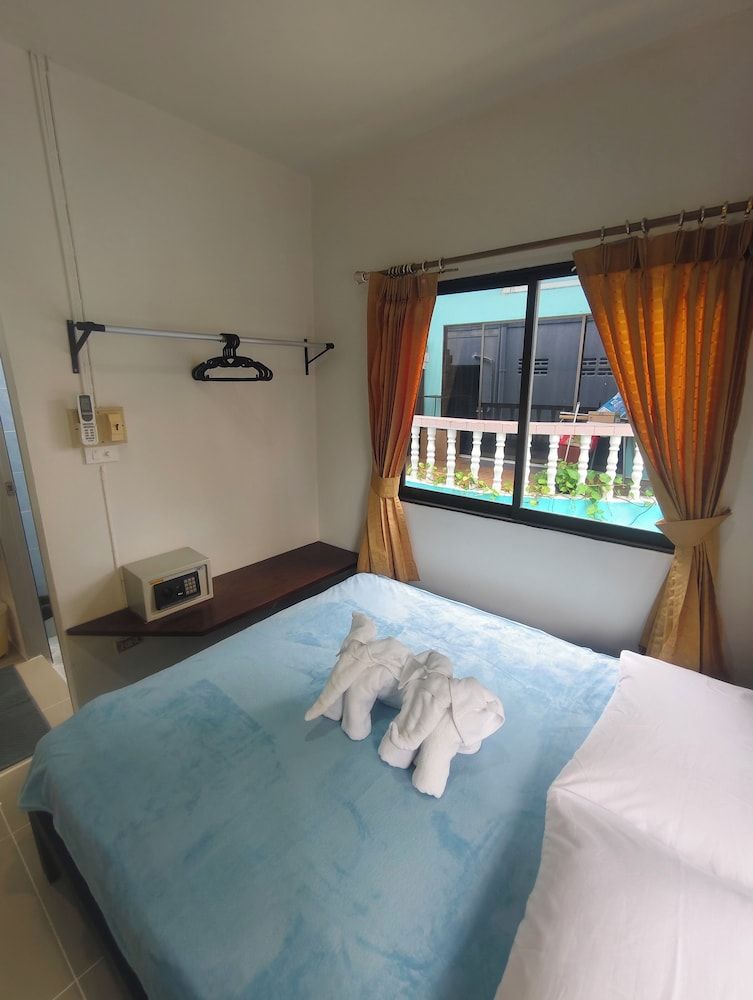 Kamala Beachside Basic Double Room 2