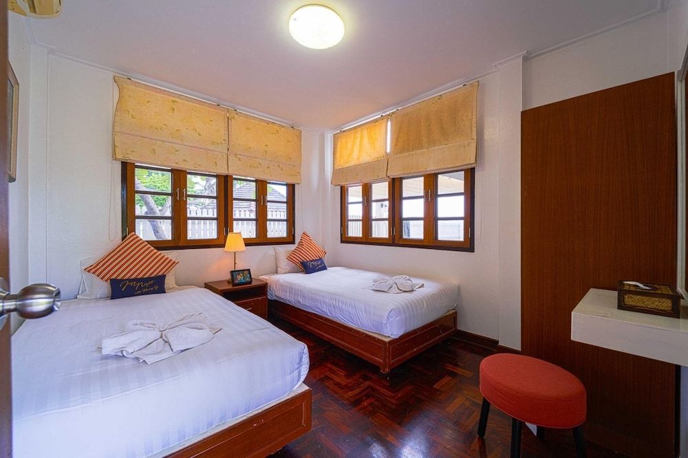 Oceanfront 6 Bedroom Twin Villas OV6 Villa, Ocean View 10