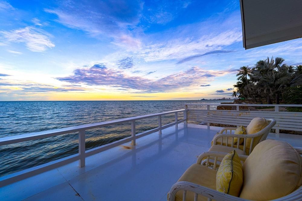 Oceanfront 6 Bedroom Twin Villas OV6 Villa, Ocean View 27