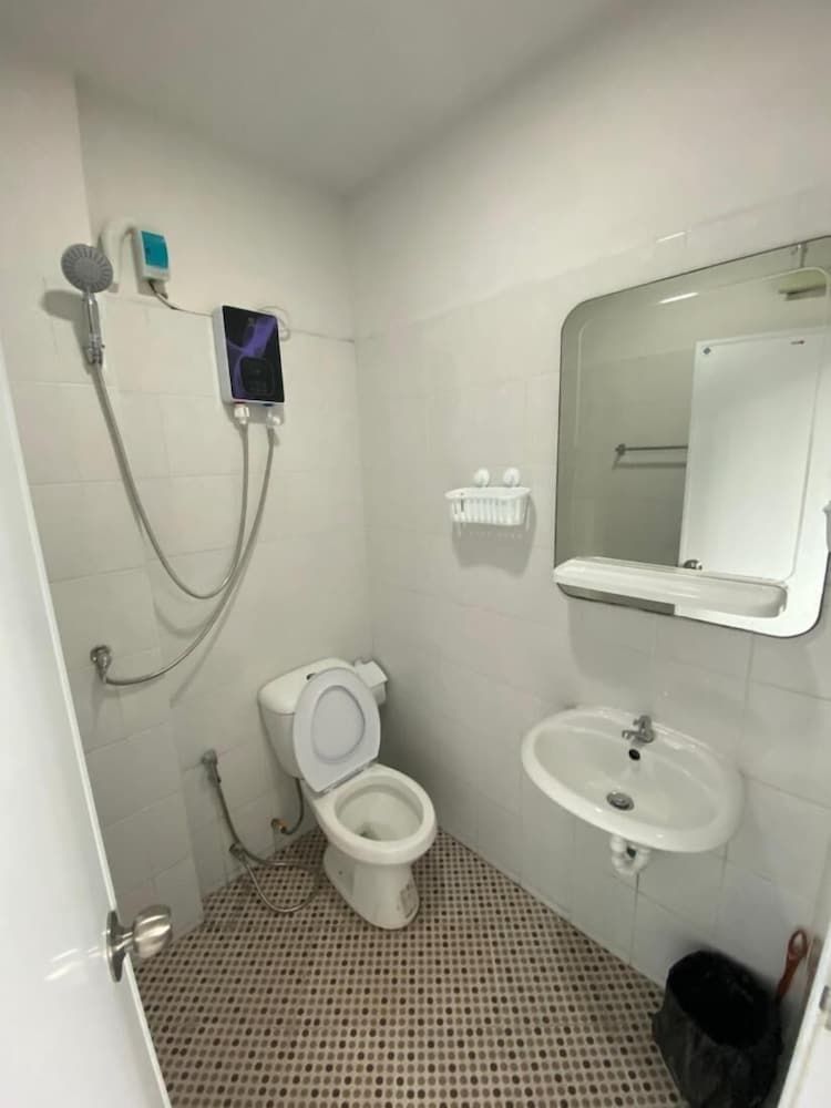 84 Bar & Guest House Apartment, 1 Bedroom, Smoking 7