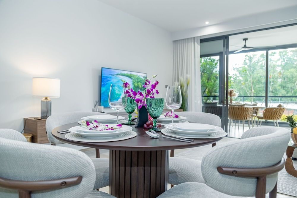 2BR Beachside 200 m to BangTao beach Apartment, 2 Bedrooms, Kitchen 21