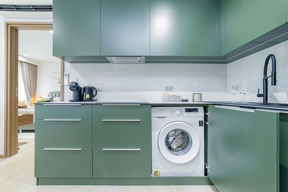 2BR Beachside 200 m to BangTao beach Apartment, 2 Bedrooms, Kitchen 25