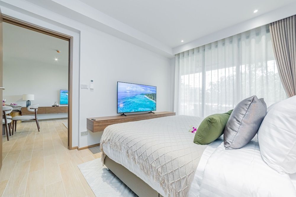 2BR Beachside 200 m to BangTao beach Apartment, 2 Bedrooms, Kitchen 15