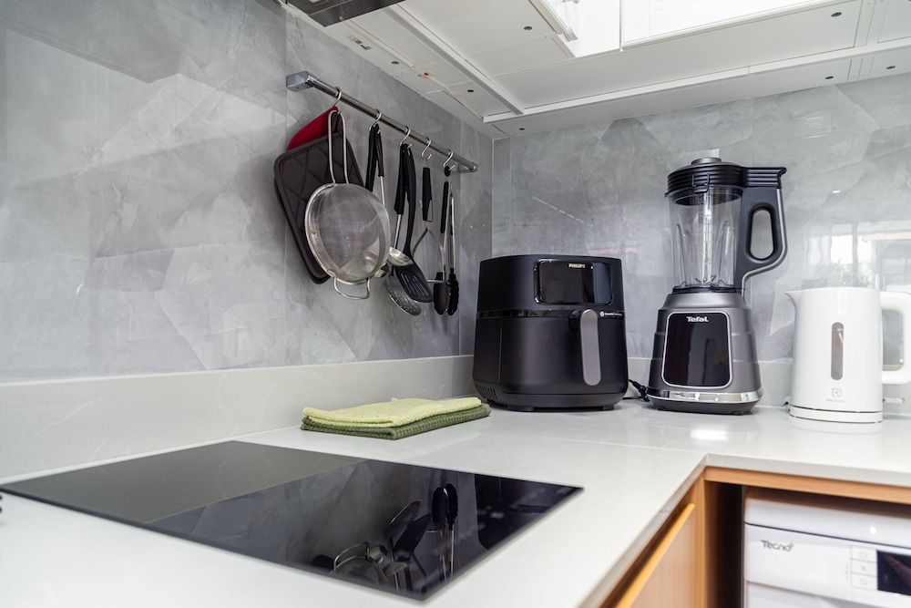 Seaside 2BR 200 m to BangTao beach Apartment, 2 Bedrooms, Balcony 22