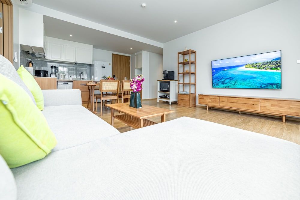 Seaside 2BR 200 m to BangTao beach Apartment, 2 Bedrooms, Balcony 26