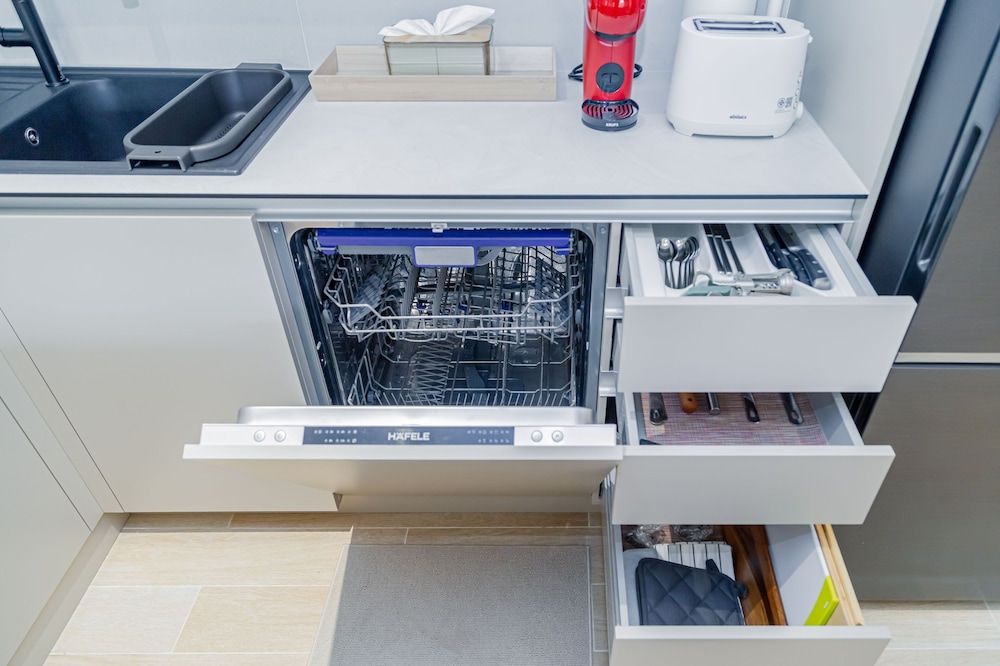 Beachside 2BR 200 m to BangTao beach Apartment, 2 Bedrooms, Kitchen 24