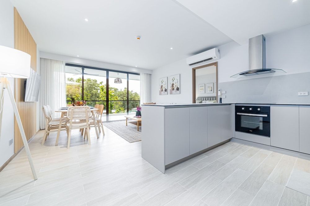 Beachside 2BR 200 m to BangTao beach Apartment, 2 Bedrooms, Kitchen 16