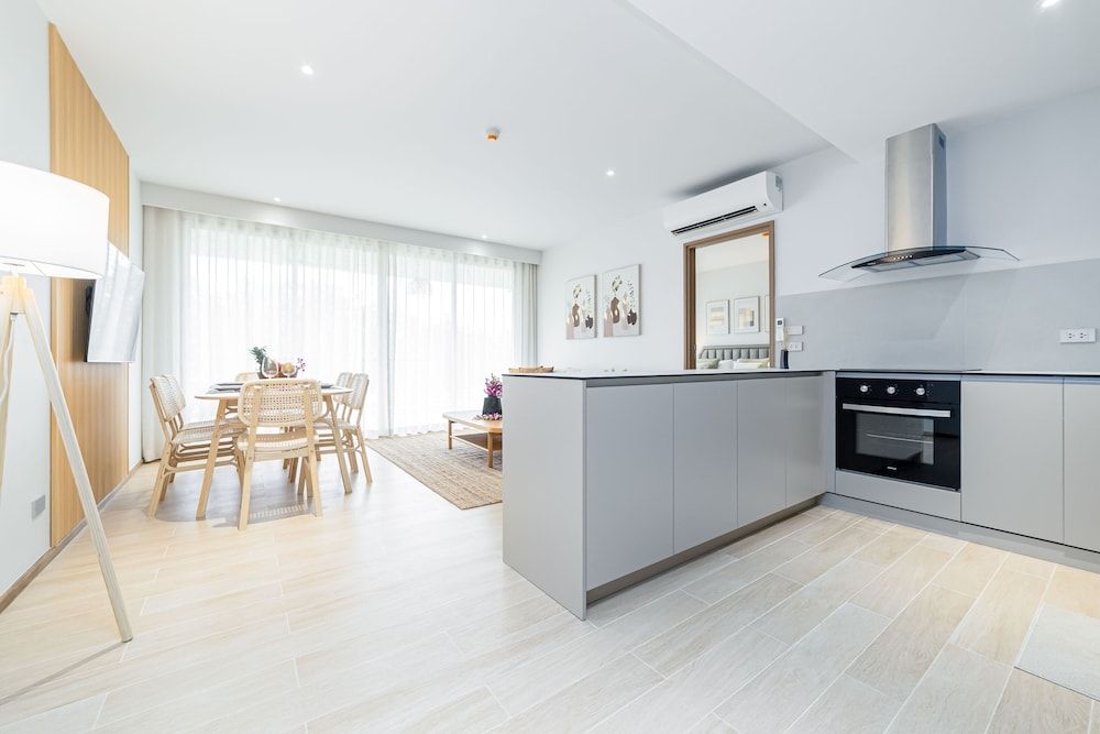 Beachside 2BR 200 m to BangTao beach Apartment, 2 Bedrooms, Kitchen 15