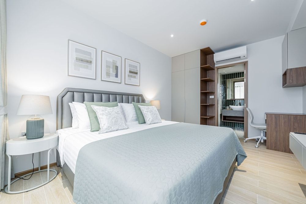 Beachside 2BR 200 m to BangTao beach Apartment, 2 Bedrooms, Kitchen 6