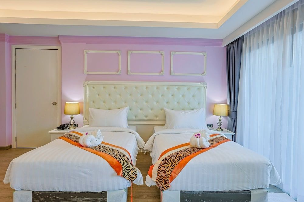 Standard Twin Room