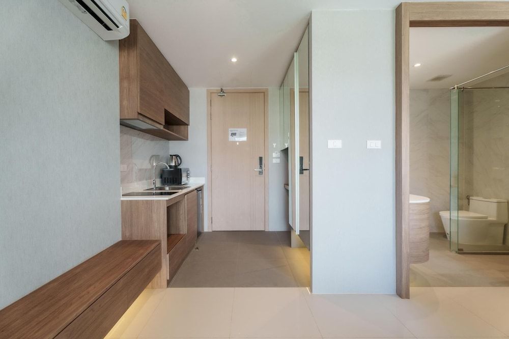 Pool View 1412 Elegant Wyndham Condo Deluxe Apartment (0 Bedroom) 16