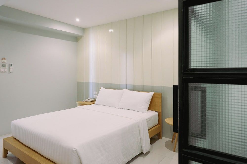 Go2bed Pattaya Superior Single Room 6