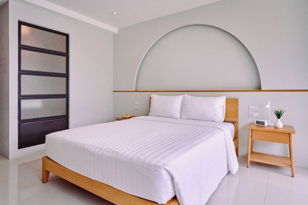 Go2bed Pattaya Superior Single Room, Balcony 3