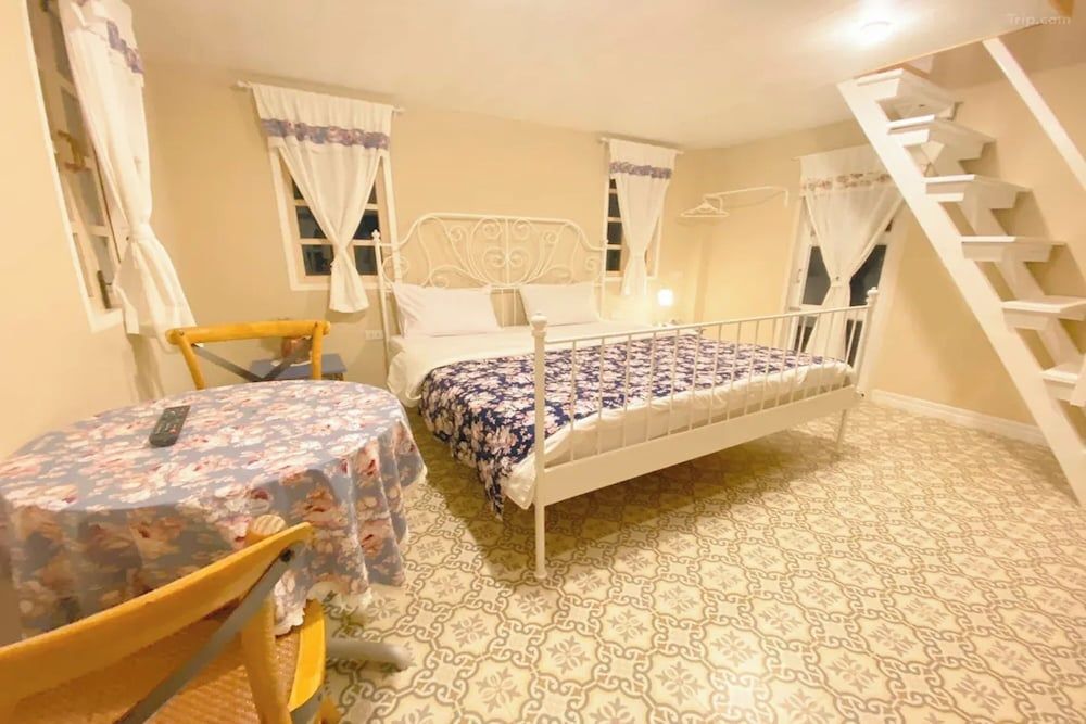 Doi Tung View Resort Triple Room, Valley View 6