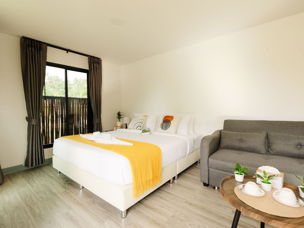 L1 Lanta Resort Luxury Room, 1 King Bed with Sofa bed, Balcony 49