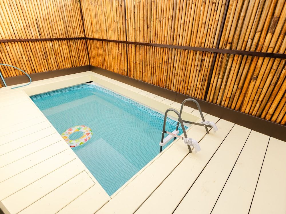 L1 Lanta Resort Luxury Room, 1 King Bed with Sofa bed, Balcony 33