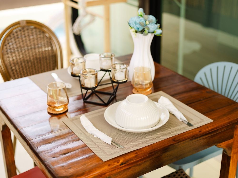 L1 Lanta Resort Luxury Room, 1 King Bed with Sofa bed, Balcony 9