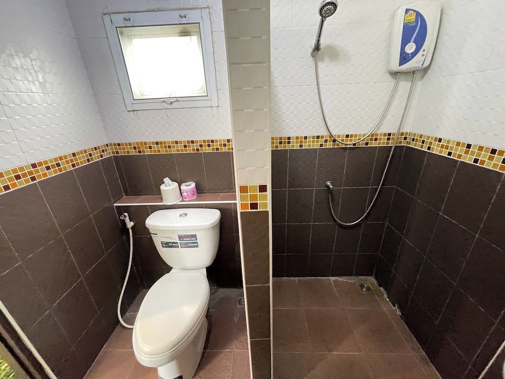 Saksaitarn Resort Family Room 8