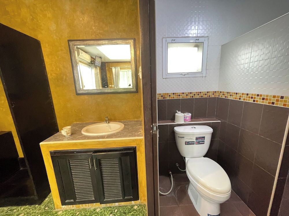 Saksaitarn Resort Family Room 12