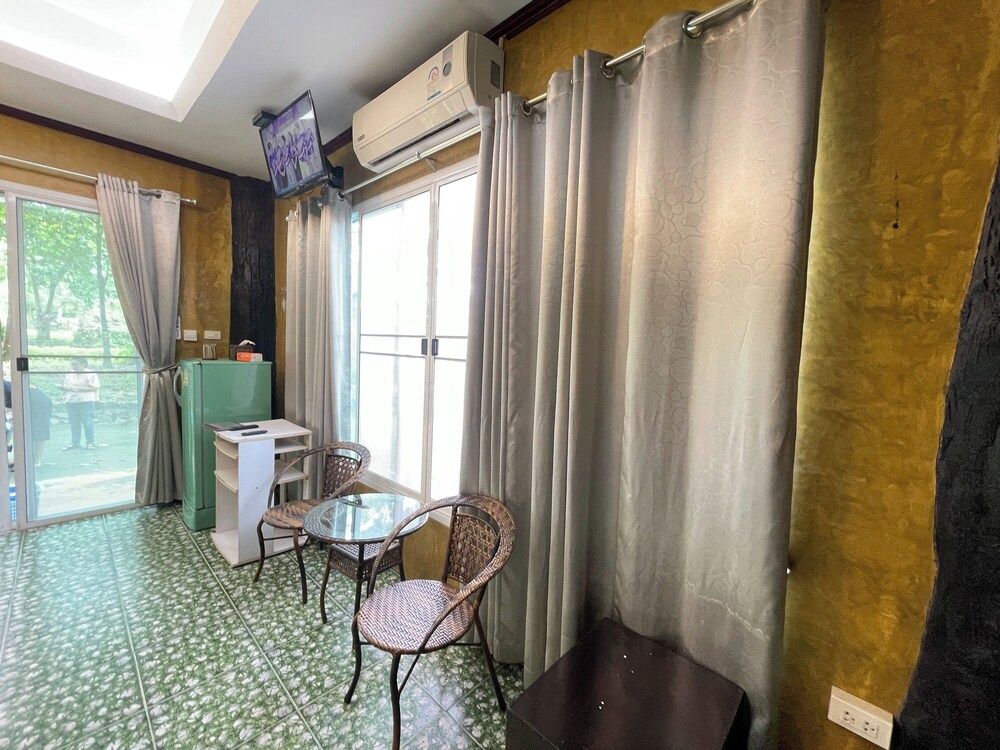 Saksaitarn Resort Family Room 5