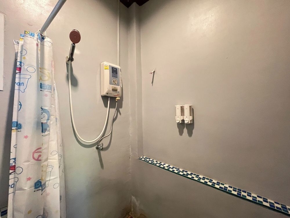 Saksaitarn Resort Superior Double Room 11