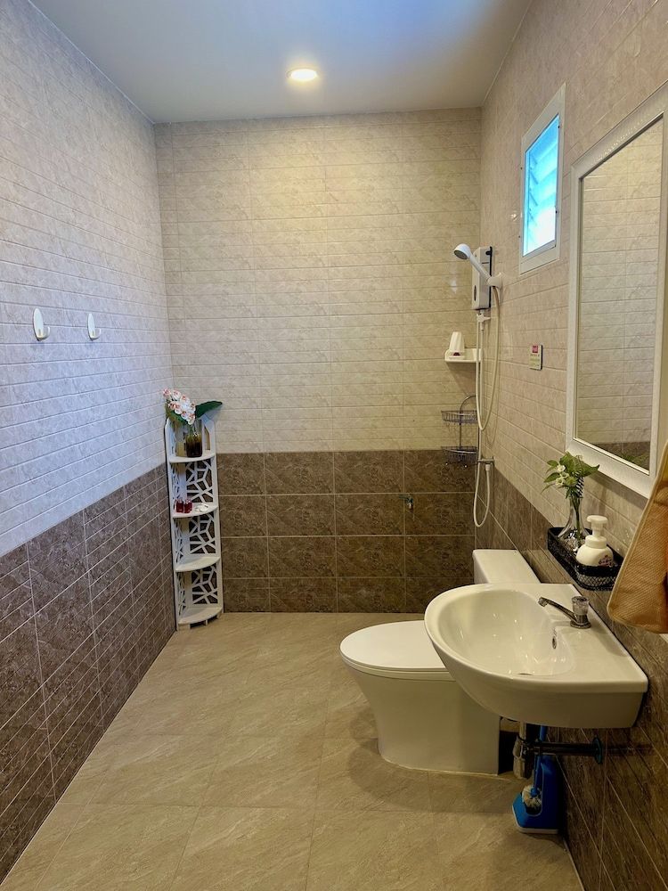 M&N Guesthouse Kata Family Penthouse, Mountain View 24