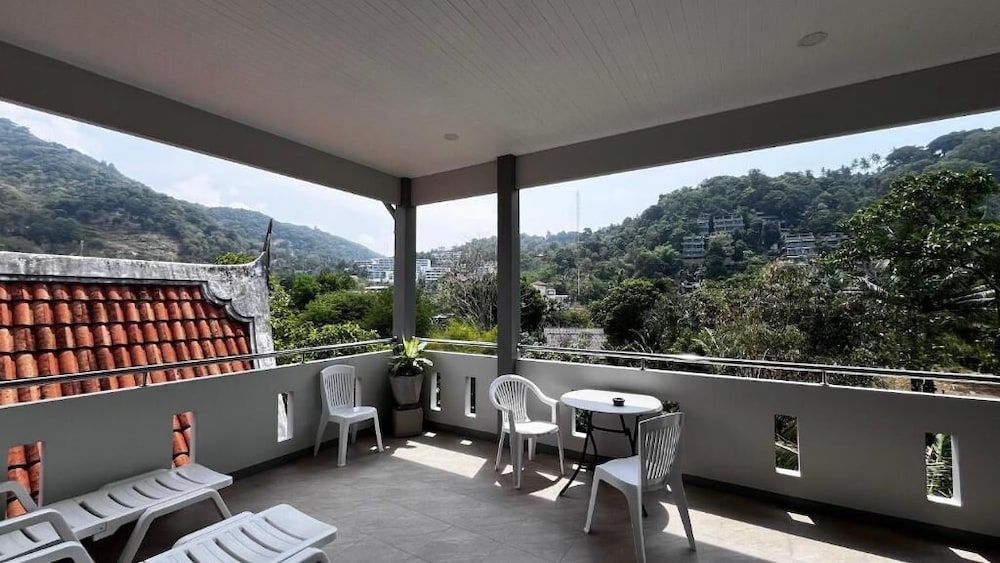 M&N Guesthouse Kata Family Penthouse, Mountain View 19