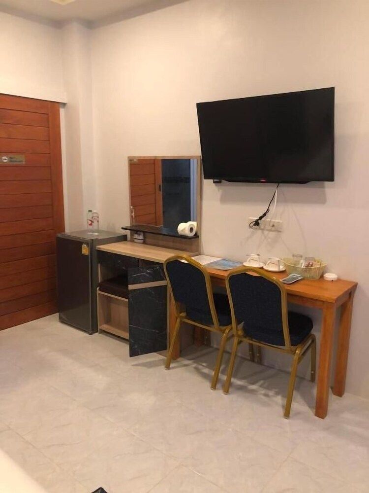 M&N Guesthouse Kata Double Room 10