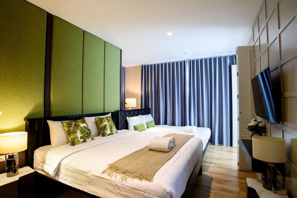 Pattaya Inara Exclusive Pool Villa PI5 Villa, Pool View 6