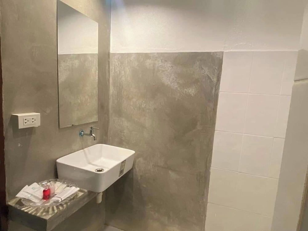 White house bailan resort Standard Double Room, Balcony, Courtyard View 7