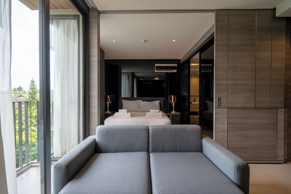 Seaphere residence by Prop Hopper Deluxe King Room 14