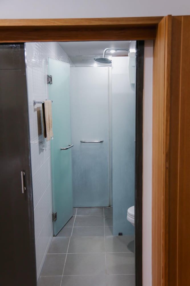 Beachside Bliss 2- Bed HM612 Apartment, Balcony, Mountain View 11