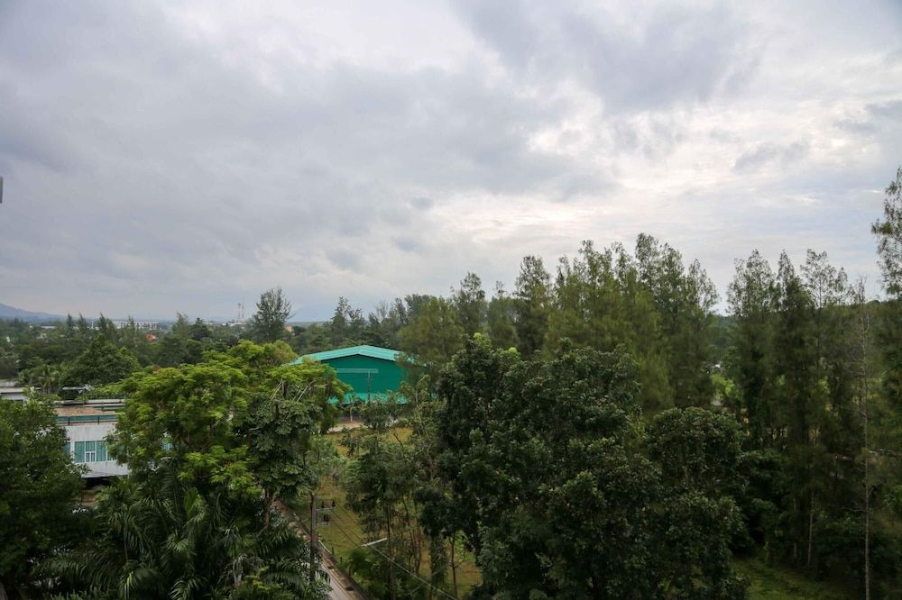 Beachside Bliss 2- Bed HM612 Apartment, Balcony, Mountain View 9