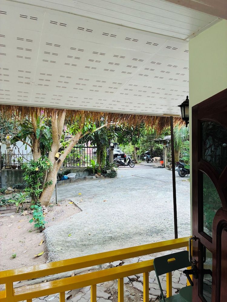 The Green Horizon Villa Chaweng Hill Deluxe Villa, Garden View 17