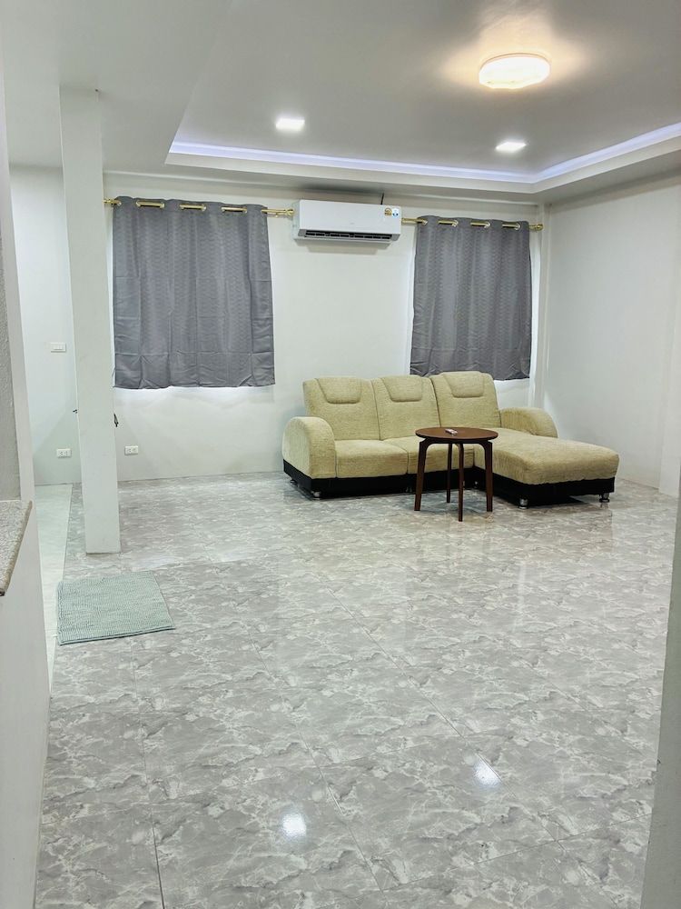 The Green Horizon Villa Chaweng Hill Deluxe Villa, Garden View 14