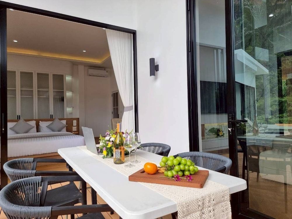 Red Cheek Mountain Villa Luxury Villa, Mountain View 15