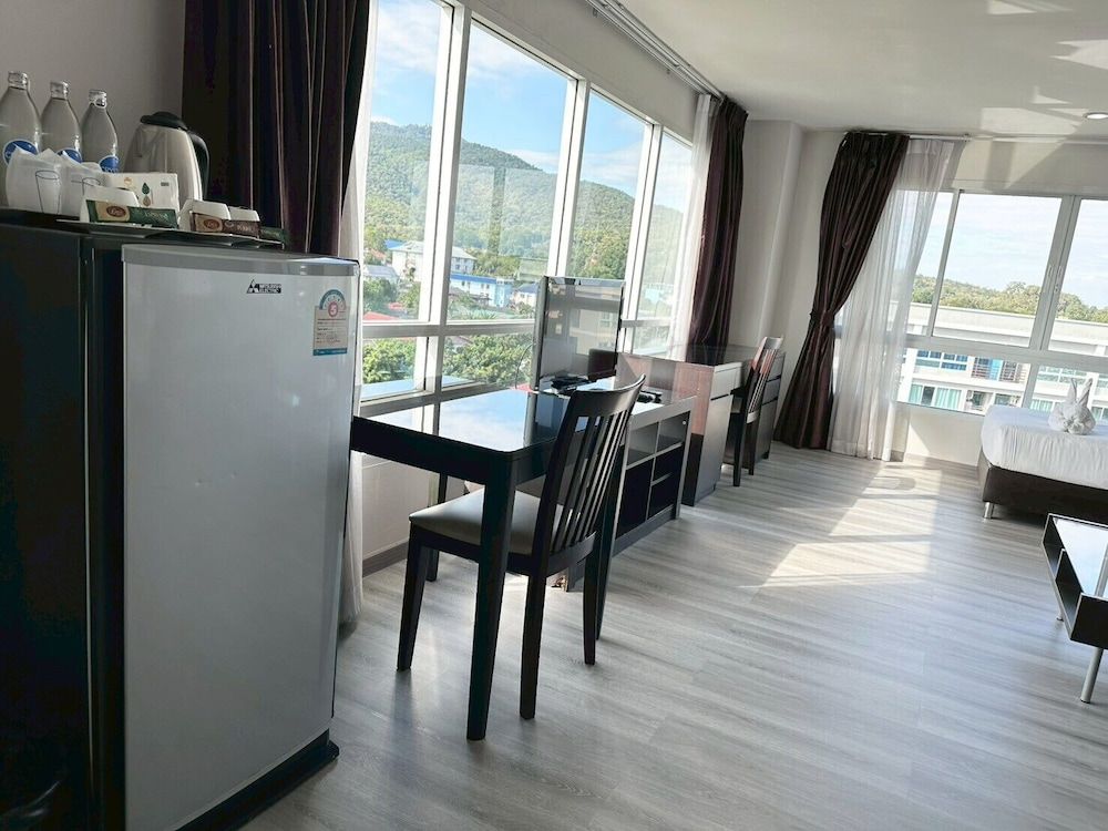 Golden Good Hill Chiang Mai Corner Family Room 8