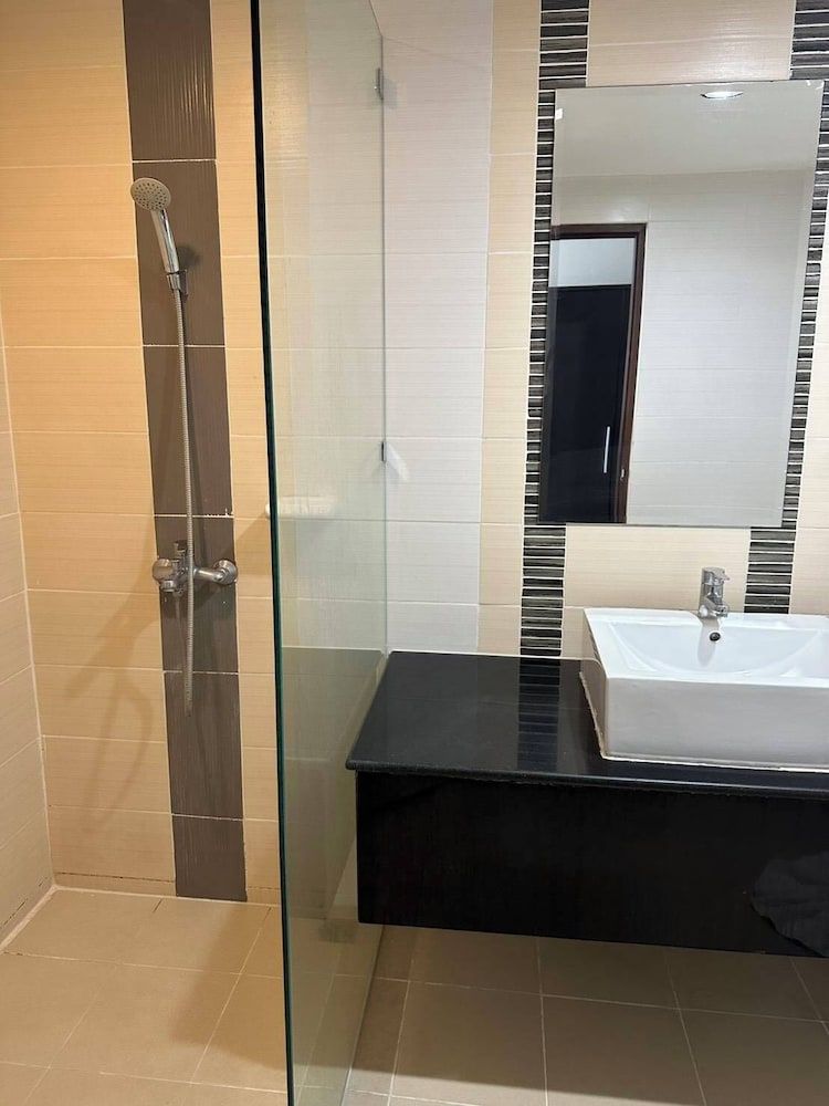 Golden Good Hill Chiang Mai Deluxe Double Room 11