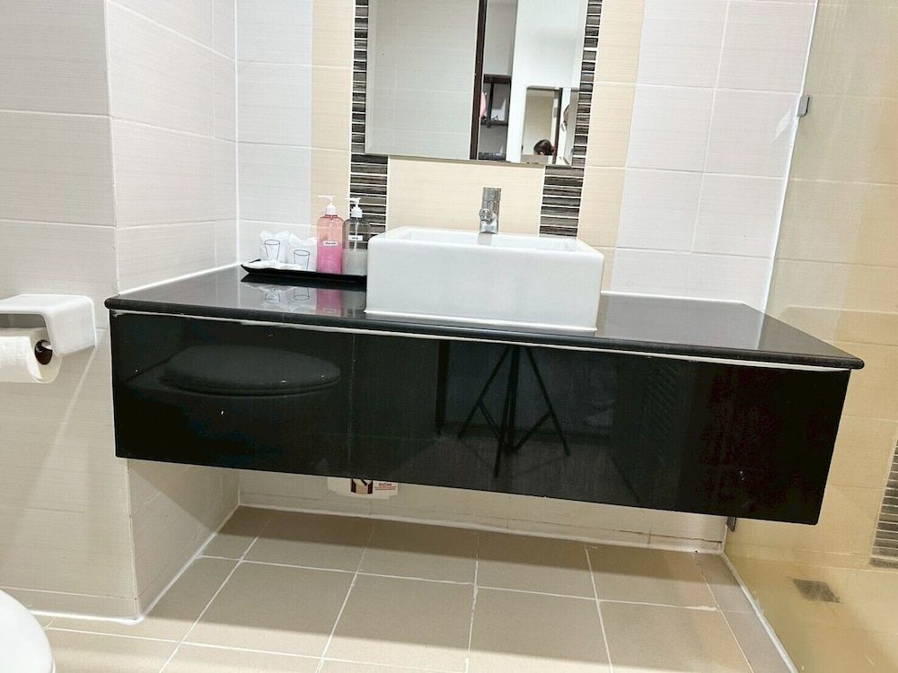 Golden Good Hill Chiang Mai Family Room 13