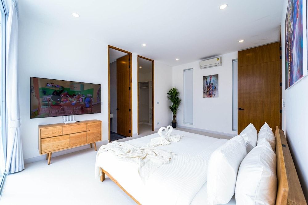 Modern 4 Bed Private Pool Villa KH-B6 Villa, Pool View 7