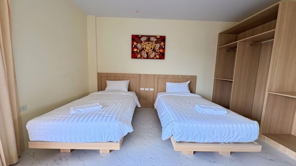 Baan Phu Chalong Place Luxury Twin Room 2