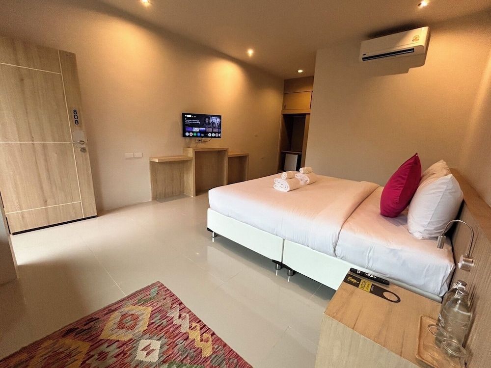 Transit Samui Resort Premier Double Room 5