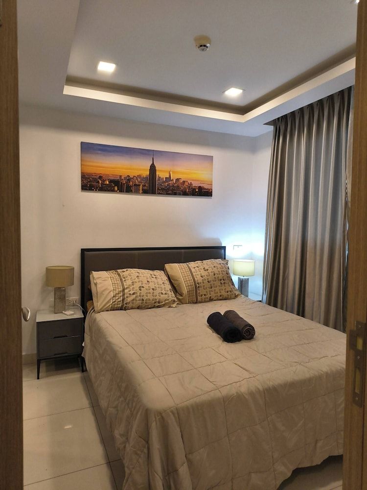 Luxurious Pattaya Apartment With Pool Access Apartment, 1 Bedroom, Accessible, Smoking 3