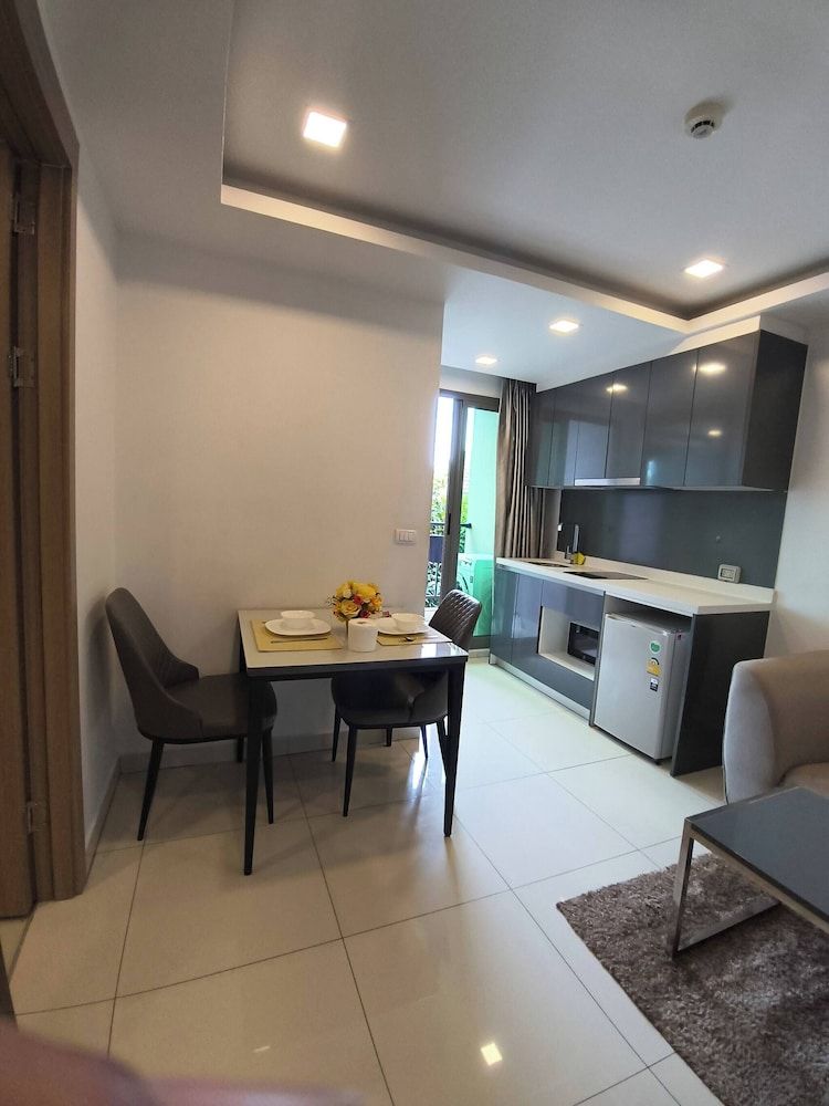 Luxurious Pattaya Apartment With Pool Access Apartment, 1 Bedroom, Accessible, Smoking 13