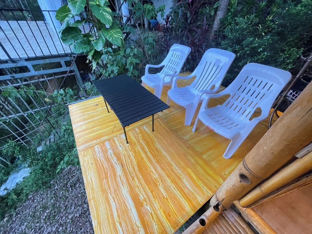 Amornkeeree Khao Sok Camping Basic Triple Room, Hill View 5