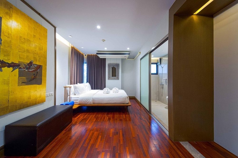 4 Bed Beachfront Condo SP43 Condo, 4 Bedrooms, Non Smoking, Garden View 10